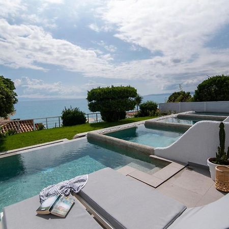 White Suites Resort Afytos Esterno foto