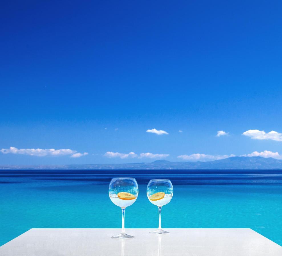 White Suites Resort Afytos Esterno foto