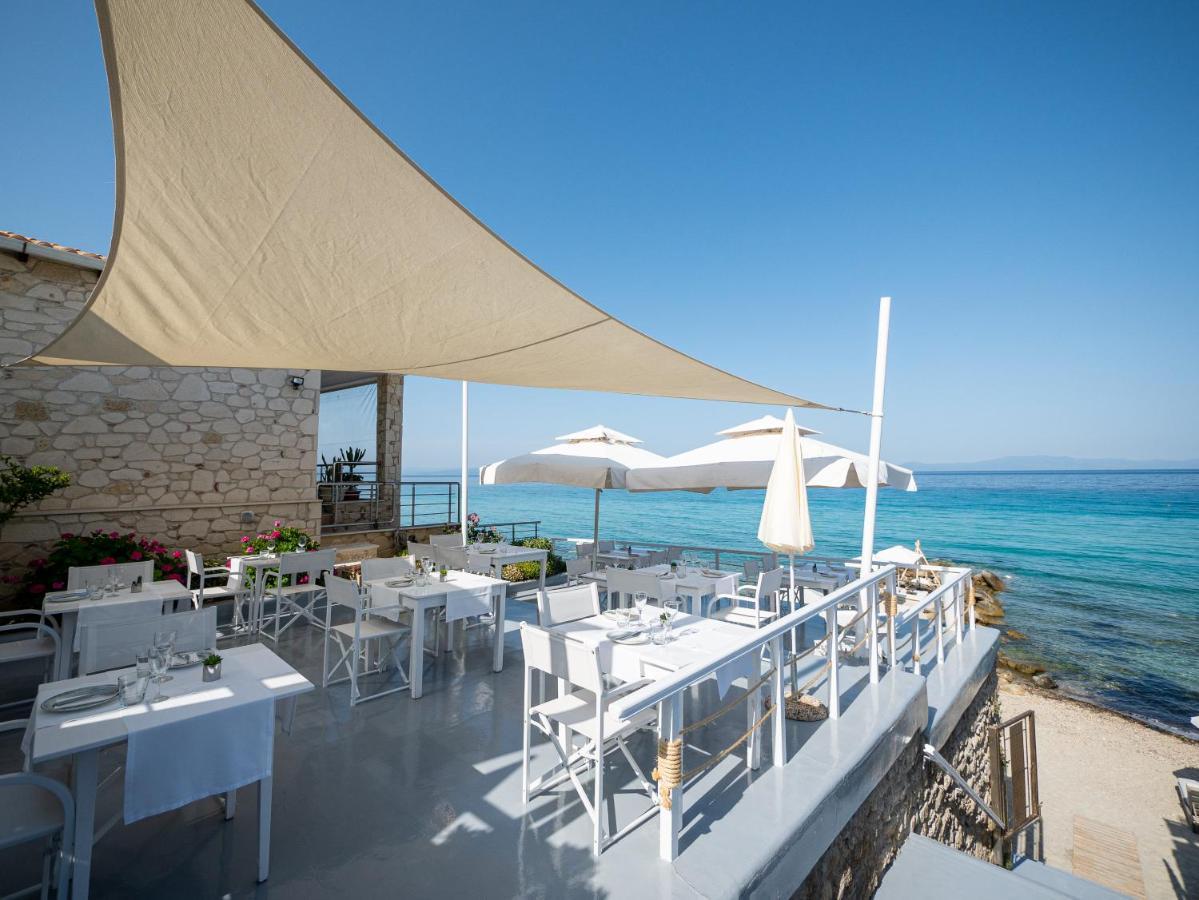 White Suites Resort Afytos Esterno foto
