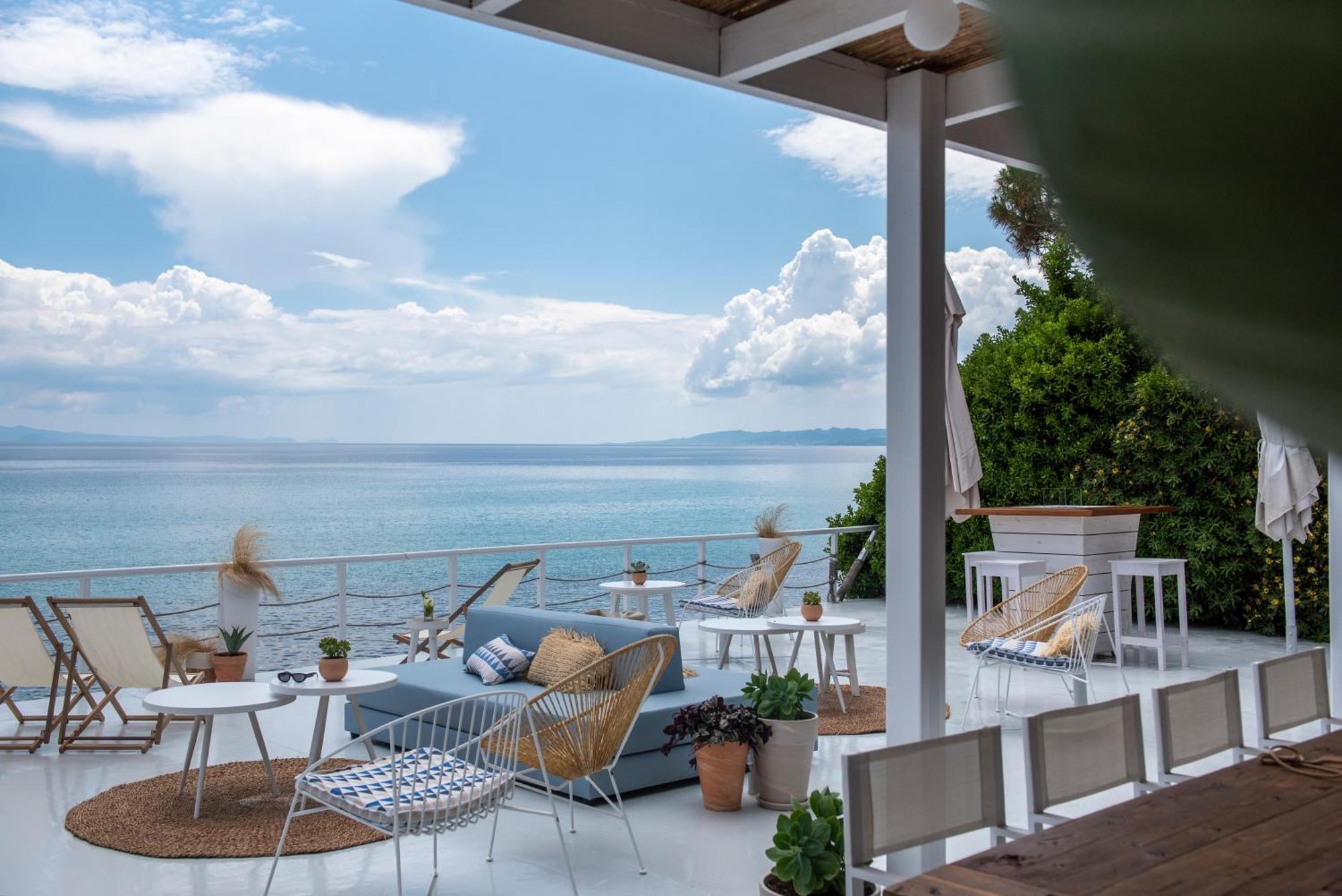 White Suites Resort Afytos Esterno foto