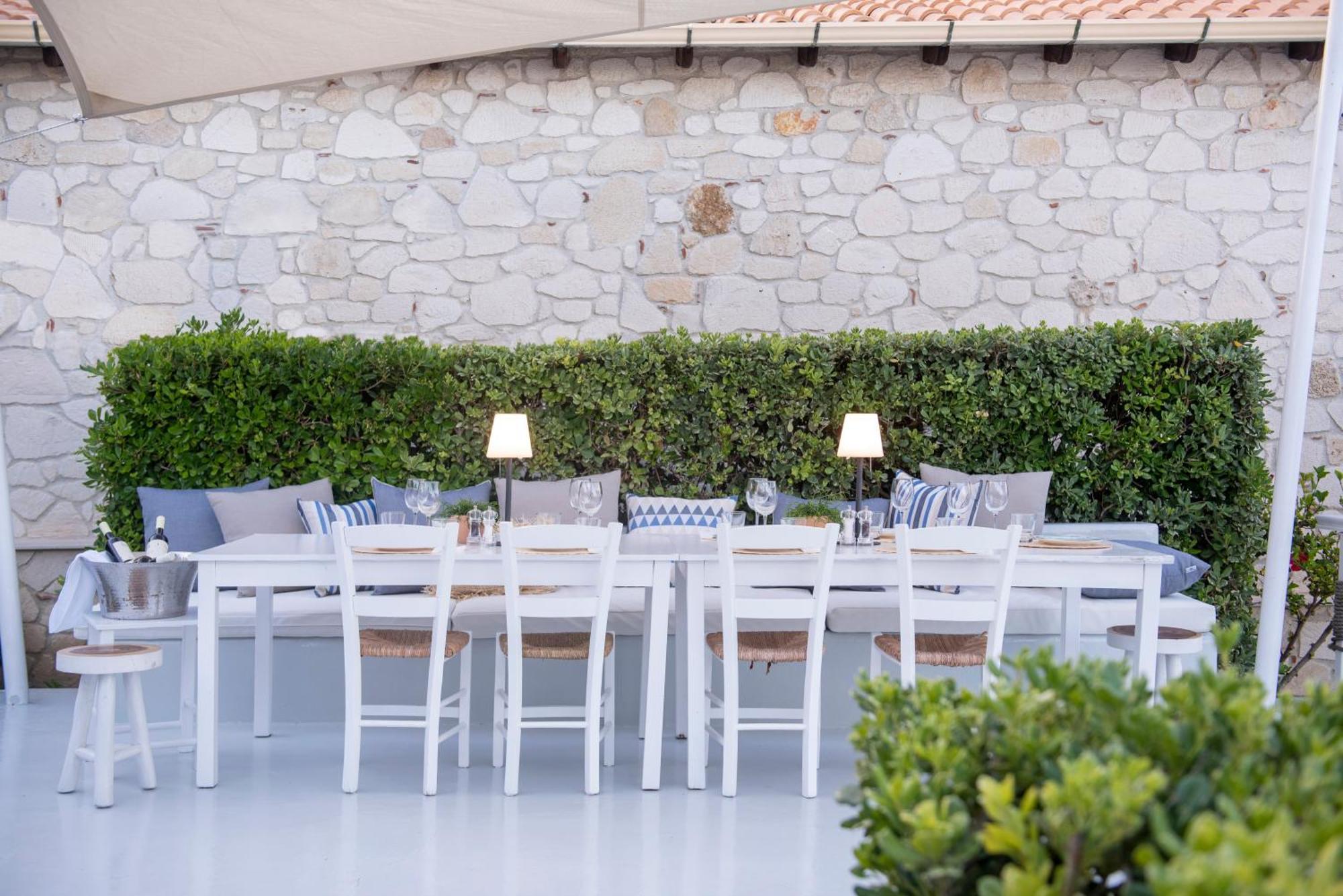 White Suites Resort Afytos Esterno foto